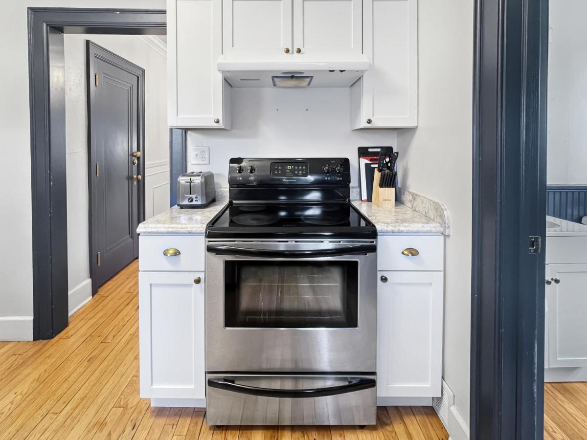 Cozy 3Br Home By Ingersoll Restaurant Scene Des Moines Exterior foto
