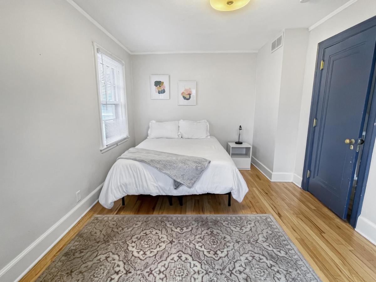 Cozy 3Br Home By Ingersoll Restaurant Scene Des Moines Exterior foto